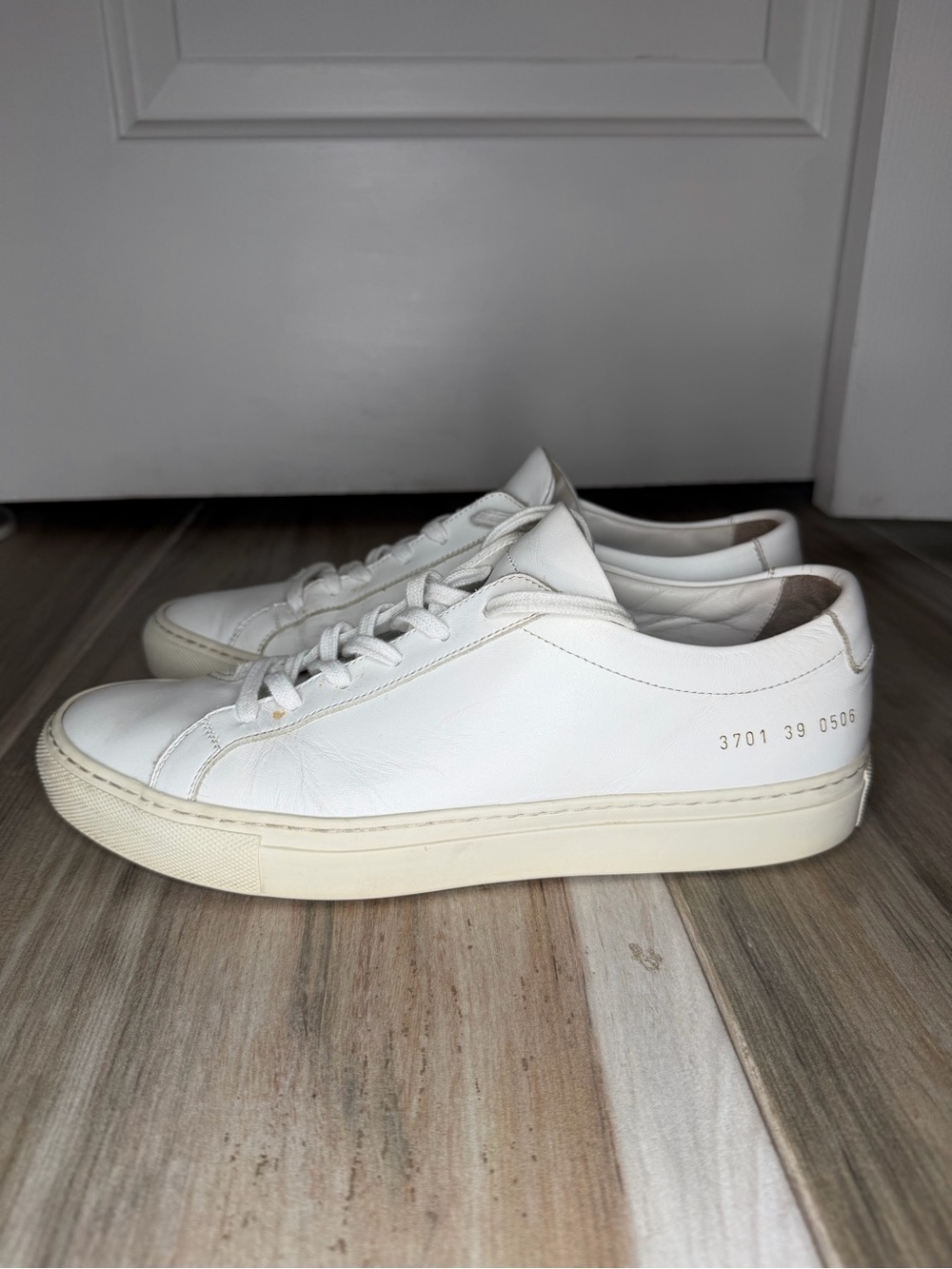 Woman by Common Projects Womens Leather Low Top Sneakers White US 8.5-9 / EU 39